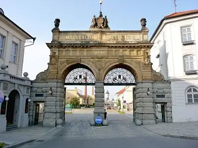 Puerta de la fábrica de Pilsner Urquell