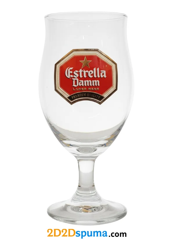Copa tipo tulipa de Estrella Damm con serigrafía frontal clásica en escudo rojo y marcado trasero “Forum Barcelona 2004”. Vidrio transparente, tallo corto y base estable. Tamaño formato caña, ~20 cl aprox.,